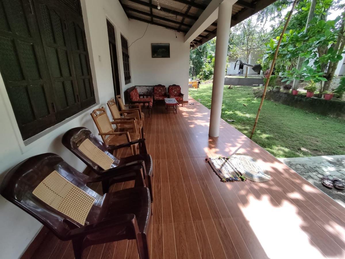 Deer Garden Guest Hotell Polonnaruwa Exteriör bild