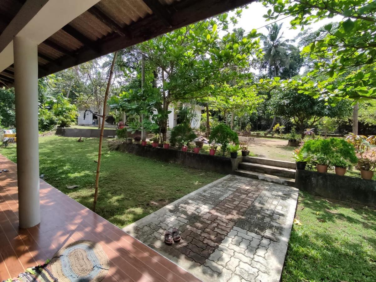 Deer Garden Guest Hotell Polonnaruwa Exteriör bild